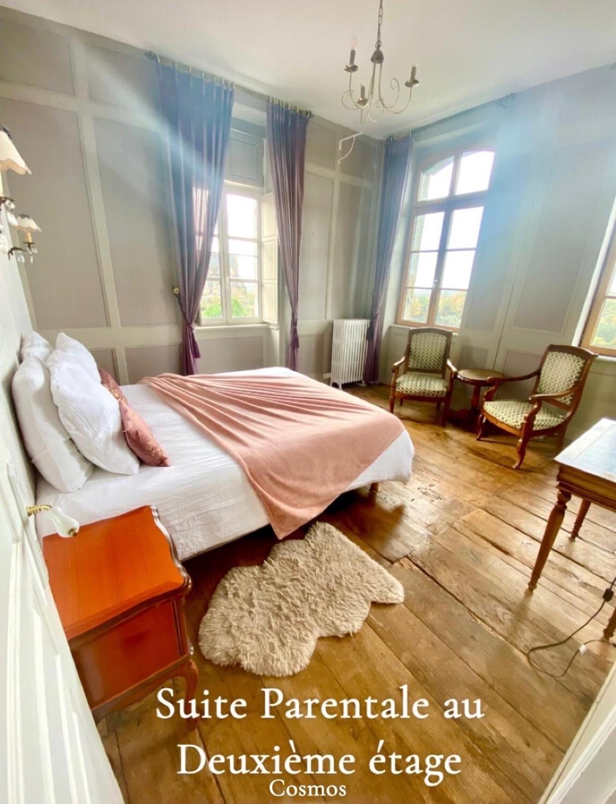 Mercier De Montigny - Les Chambres Du Beffroi - Spa Et Massage Фужер Екстер'єр фото
